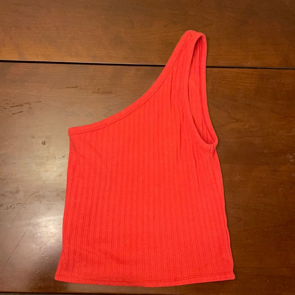 Red One strap tank